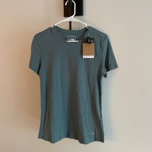 Women's North Face T-Shirt - New With Tags